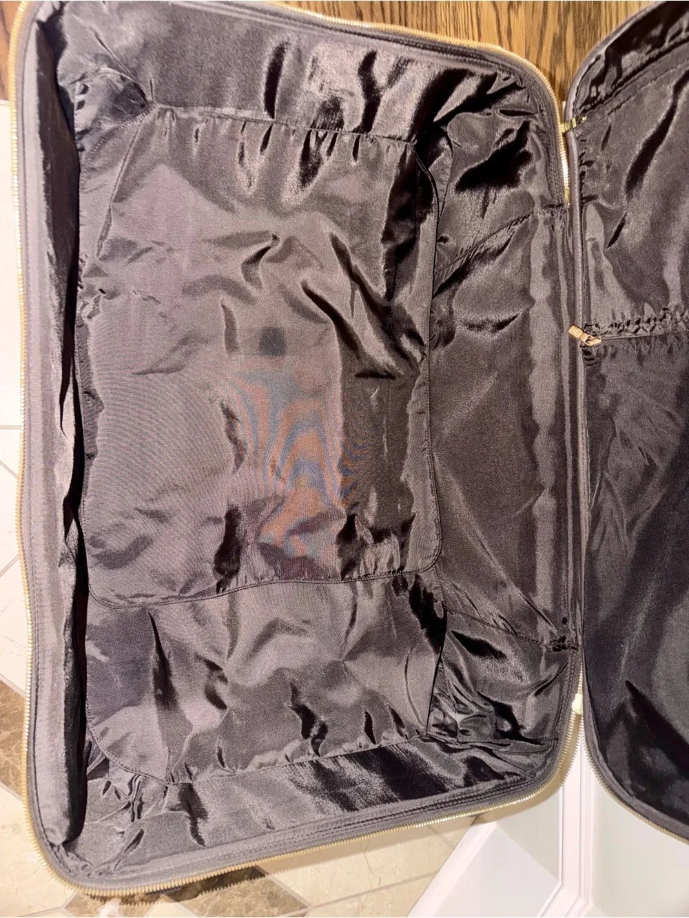 Louis Vuitton authentic louis